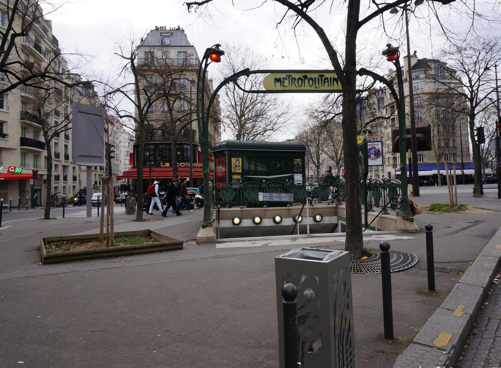2023, ibidem.xyz ,Métro Porte d’Auteuil,144, boulevard Exelmans,Paris,France